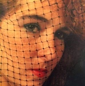 Meet your Posher, Caroline